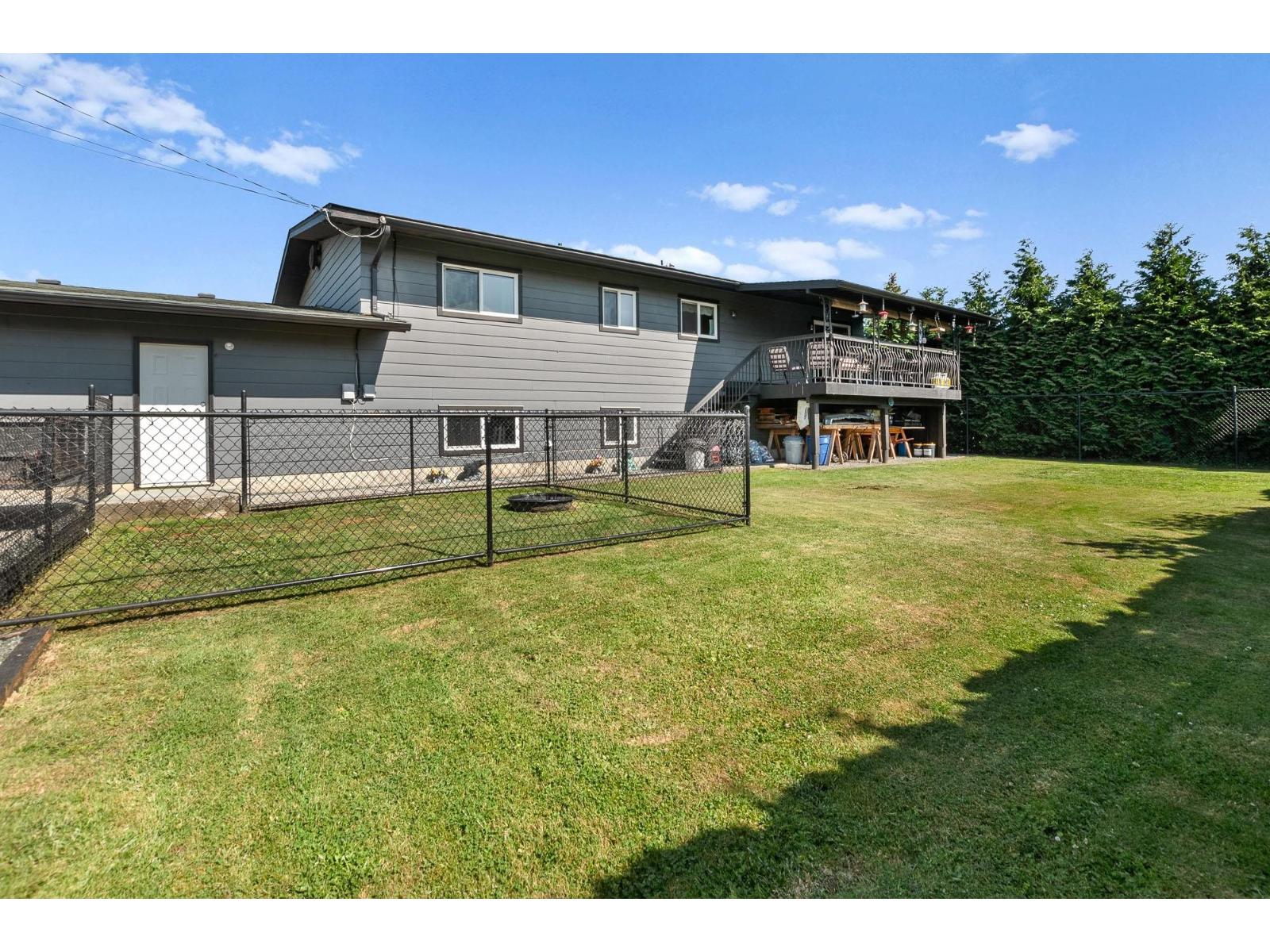 8789 Butchart Street Property Photo 35
