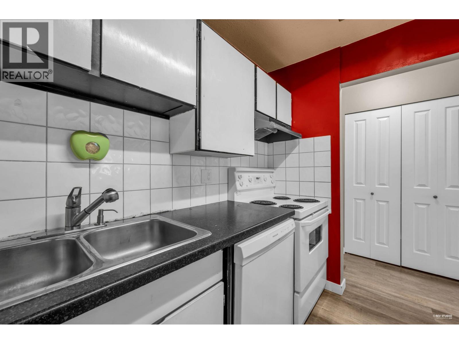 307 8291 Park Road Property Photo 9