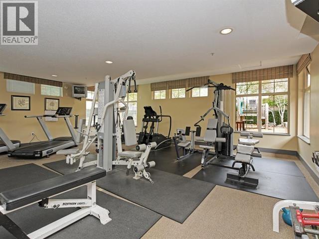 2309 5113 Garden City Road Property Photo 3