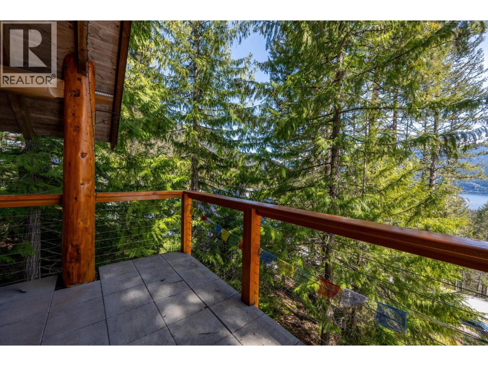 8396 Mountain View Drive Property Photo 6