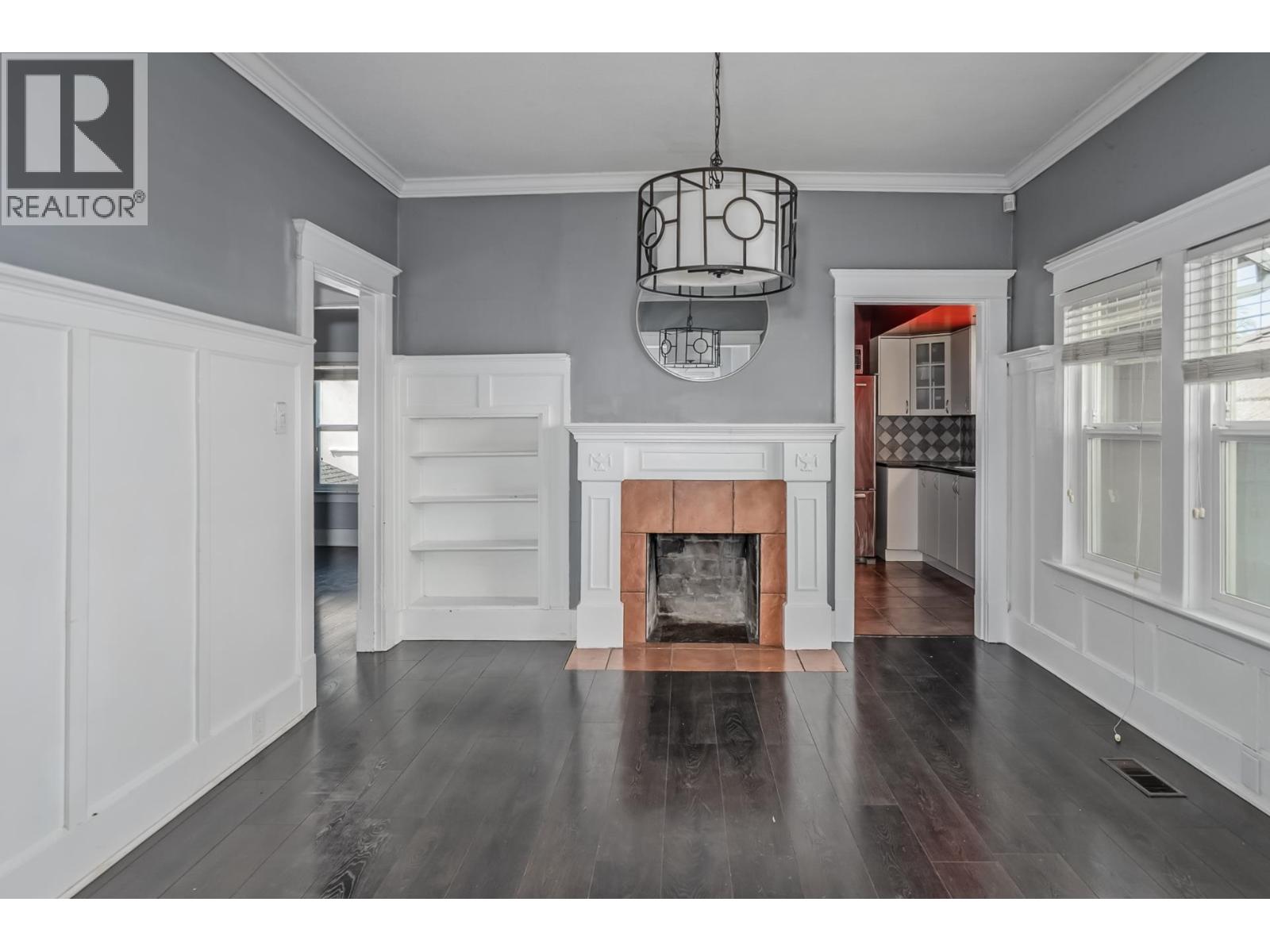 6085 Quebec Street Property Photo 14