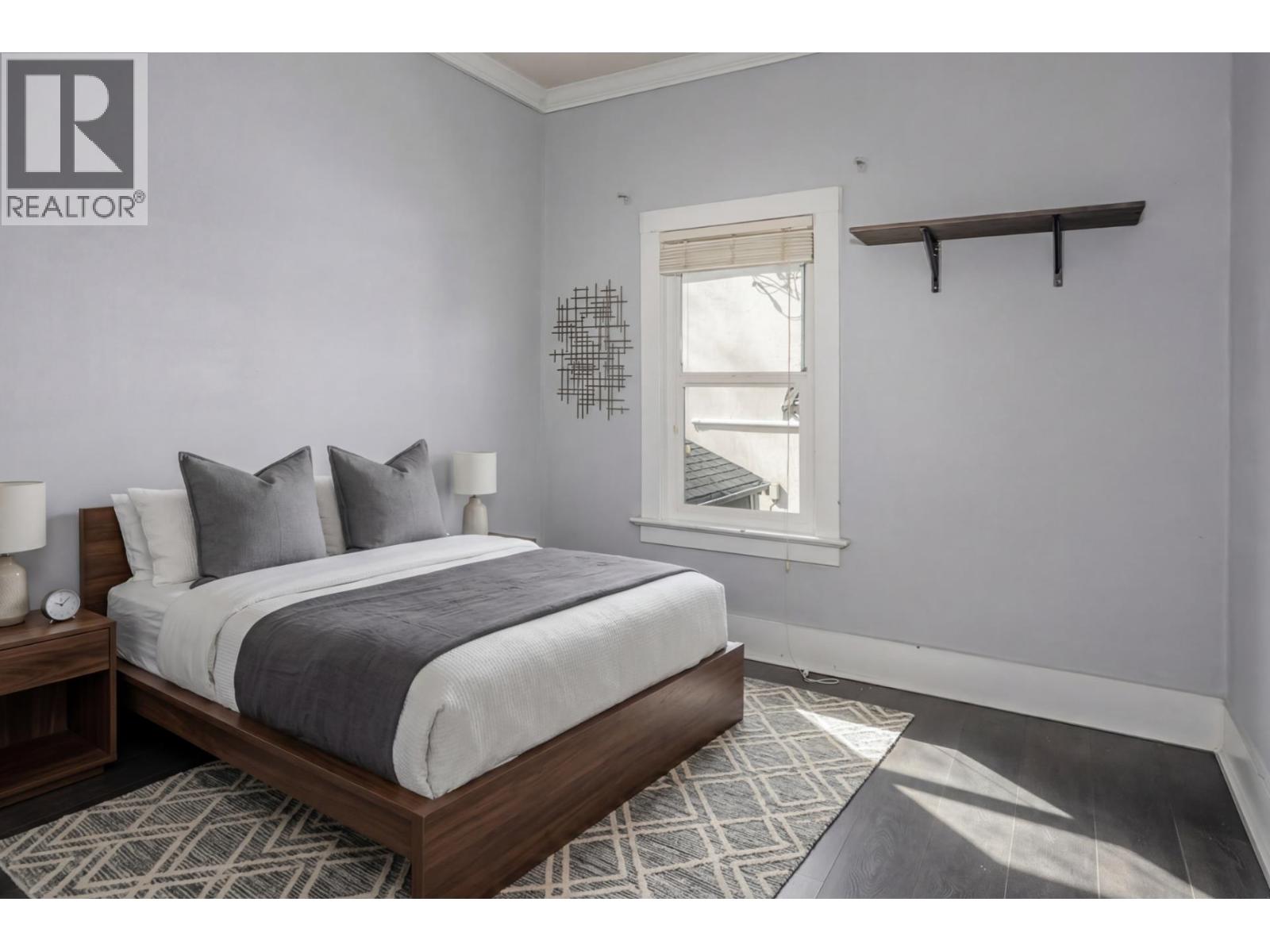 6085 Quebec Street Property Photo 20