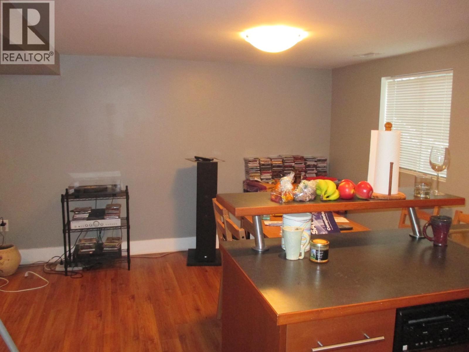 6085 Quebec Street Property Photo 36