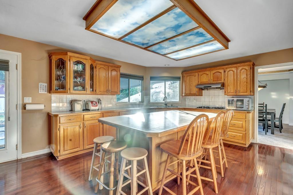 17986 67 Avenue Property Photo 8