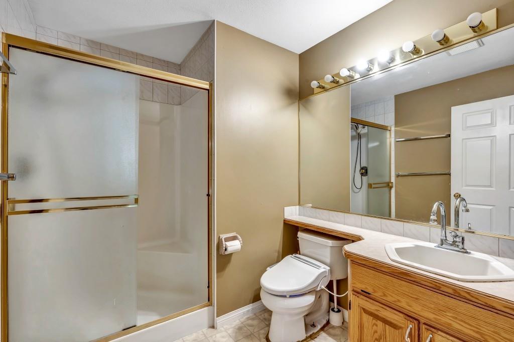 17986 67 Avenue Property Photo 15