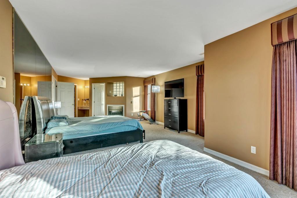 17986 67 Avenue Property Photo 24