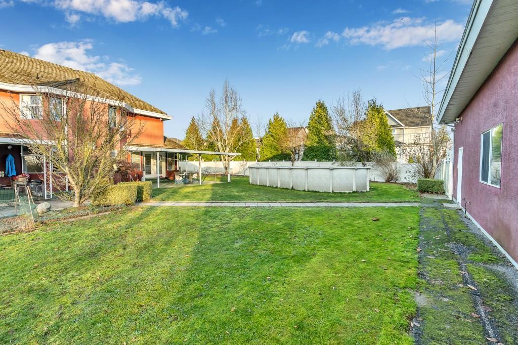 17986 67 Avenue Property Photo 30