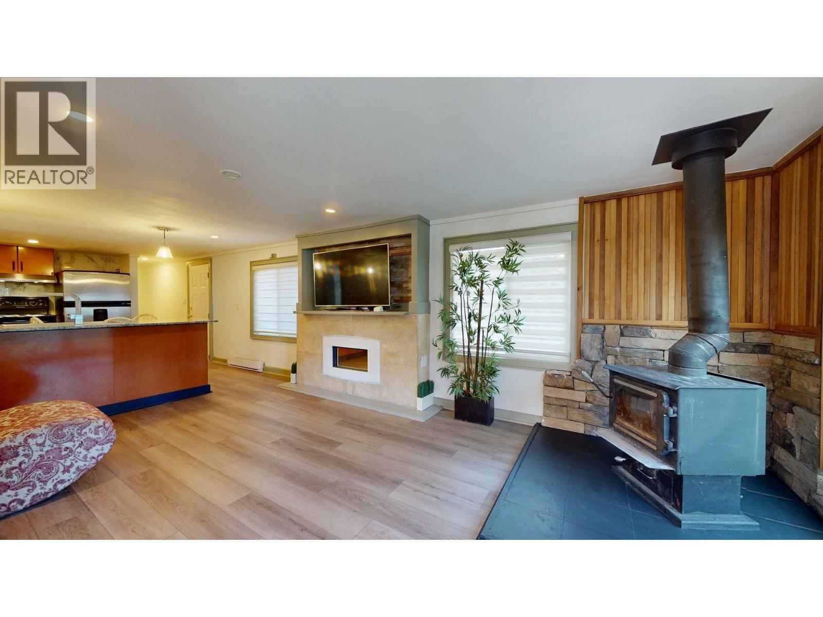 20 40022 Government Road Property Photo 5
