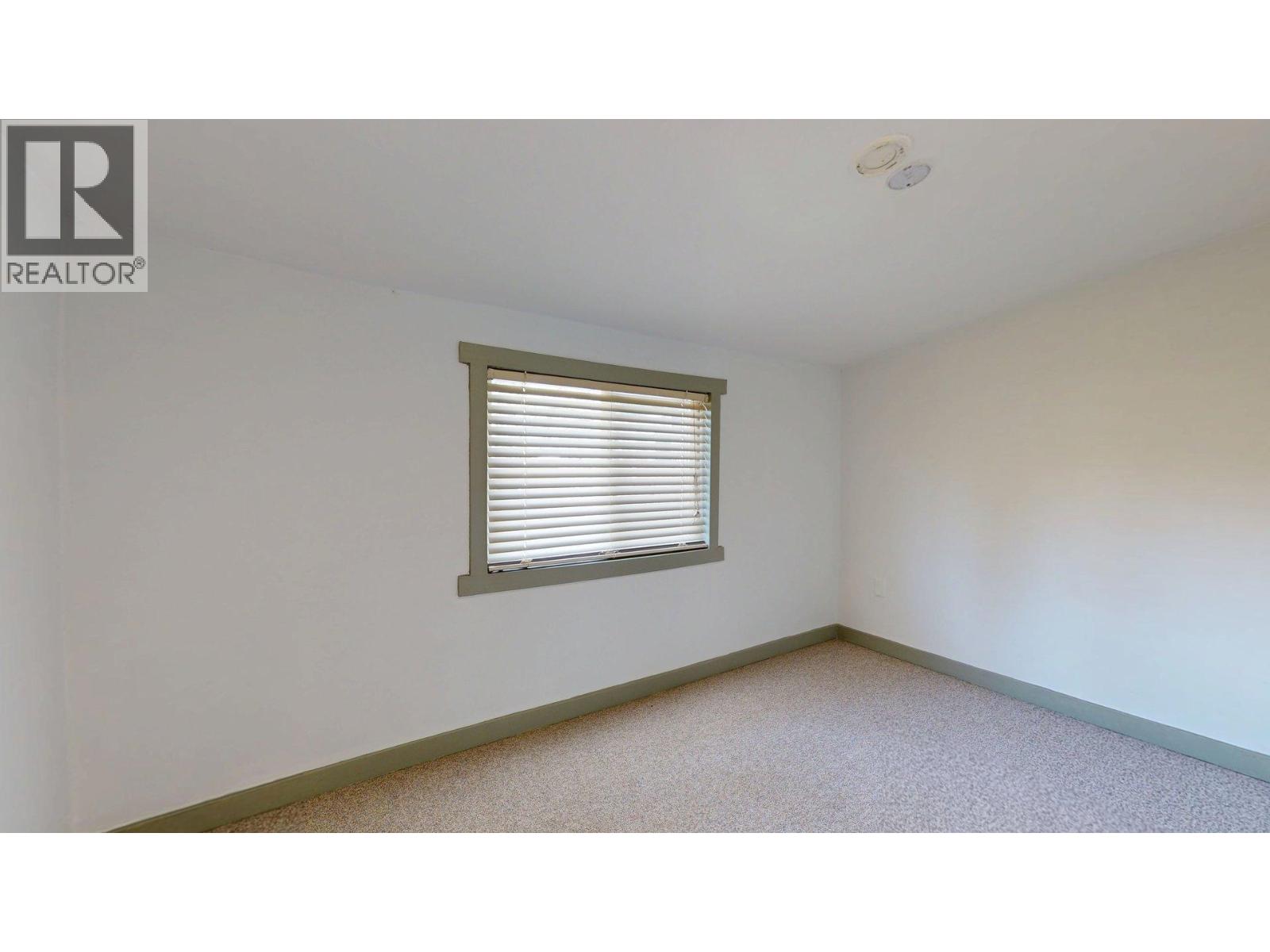 20 40022 Government Road Property Photo 21