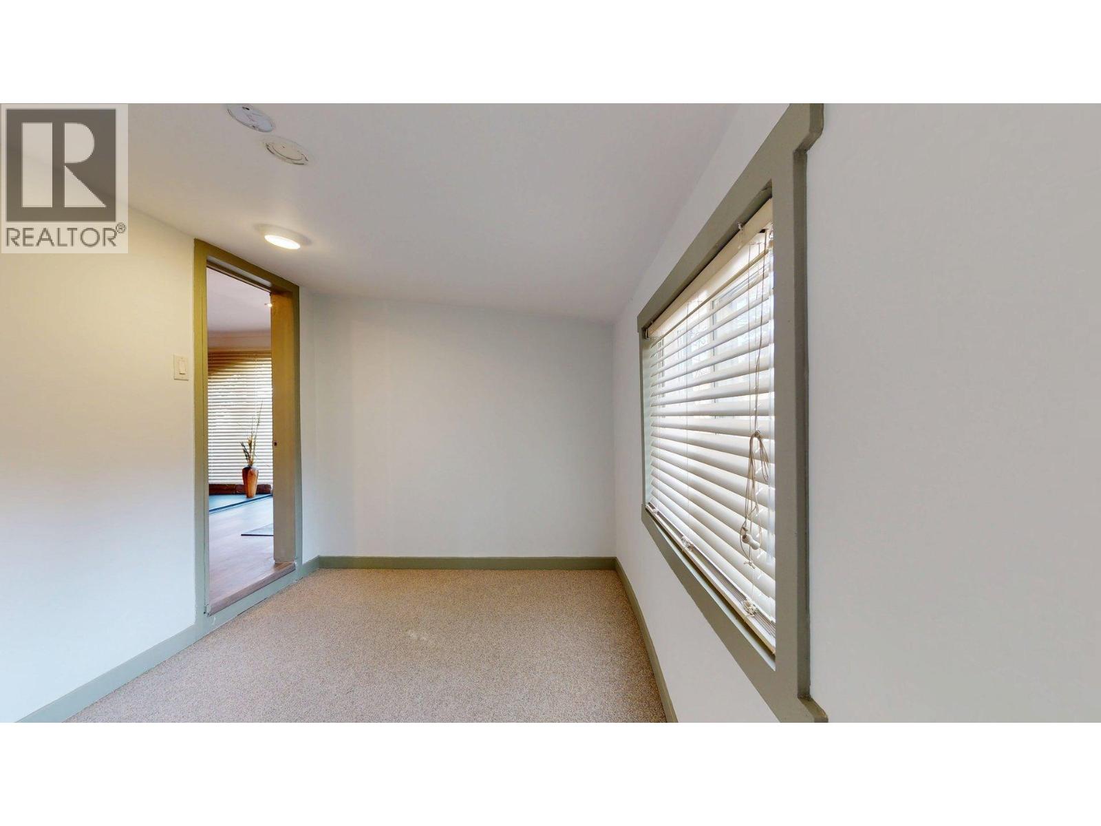 20 40022 Government Road Property Photo 22