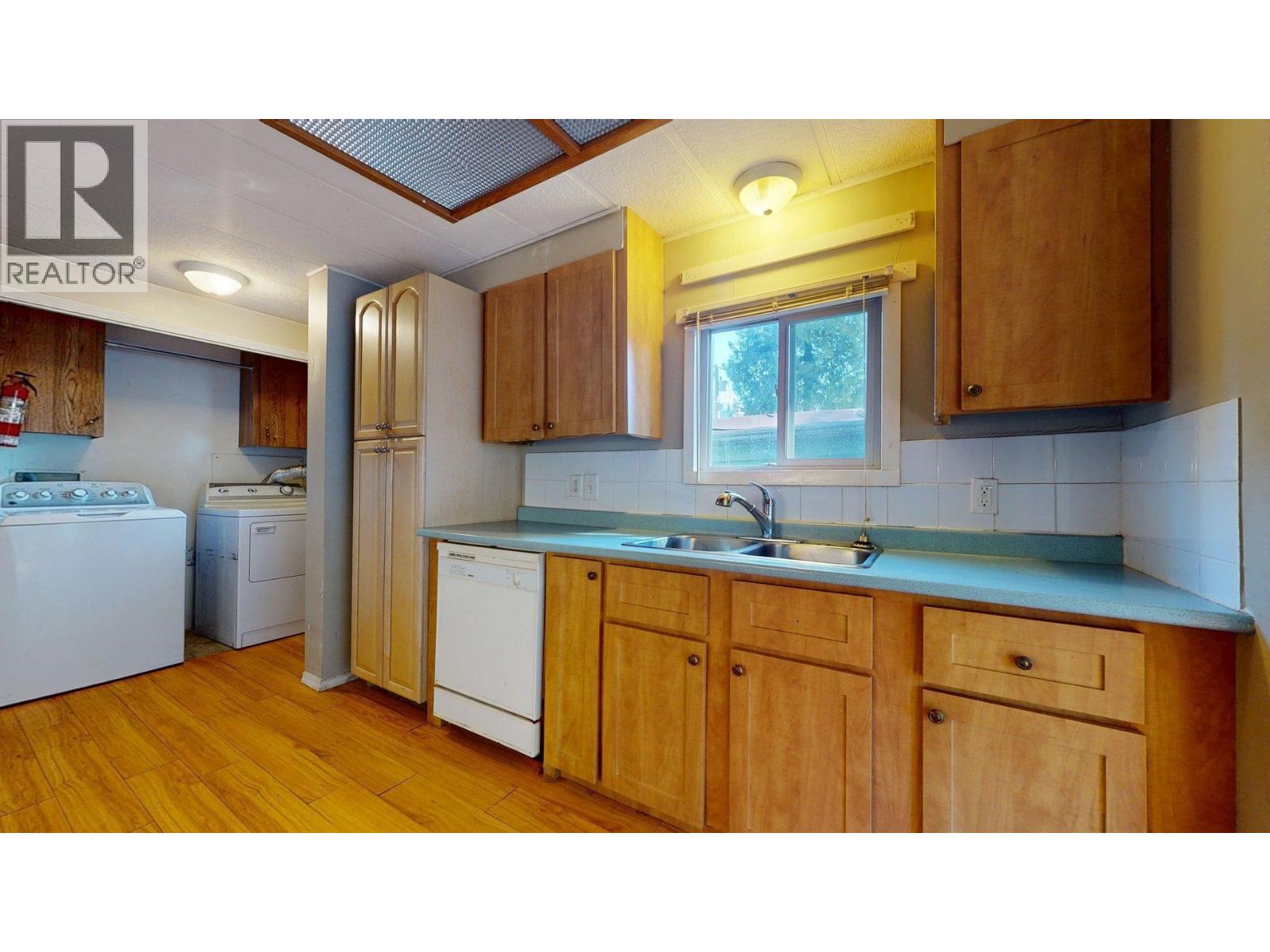 239 1830 Mamquam Road Property Photo 6