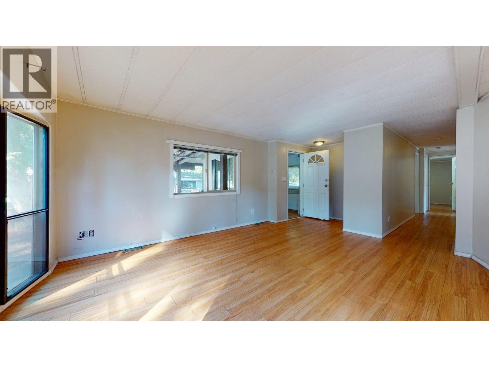 239 1830 Mamquam Road Property Photo 10