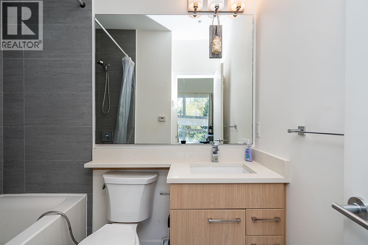 5423 Lougheed Highway Property Photo 15