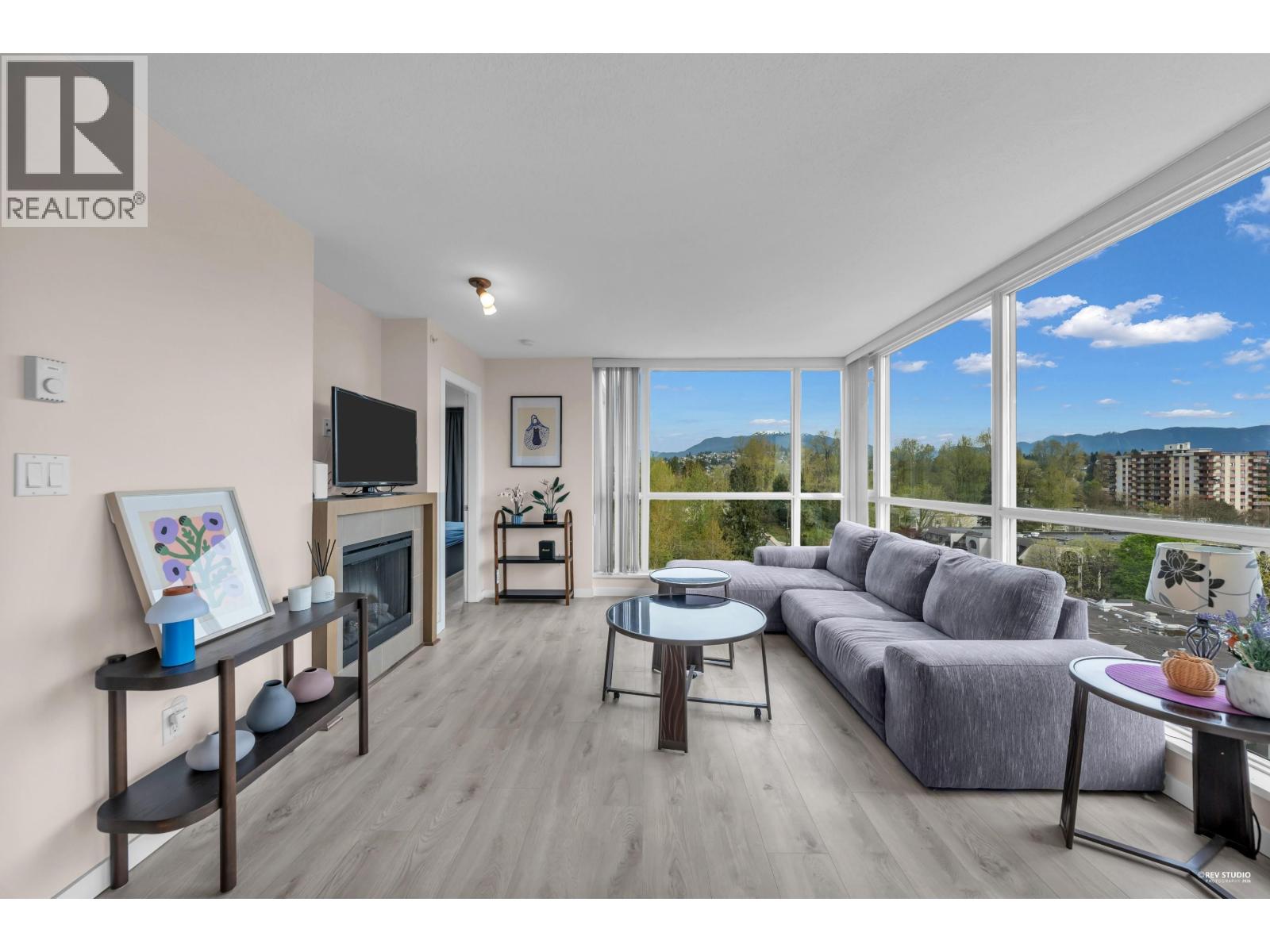 1506 4888 Brentwood Drive Property Photo 2