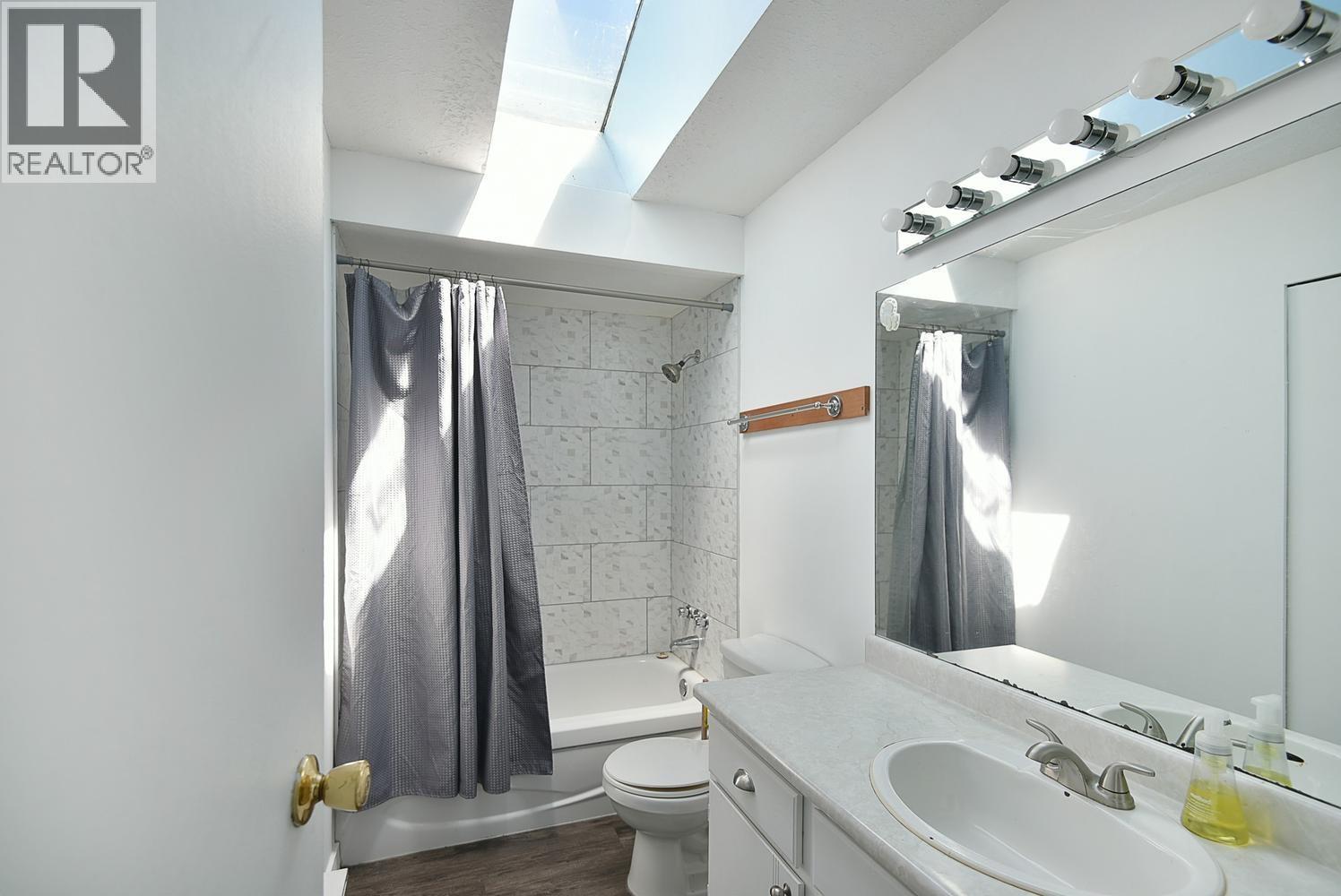 5727 Trail Avenue Property Photo 10