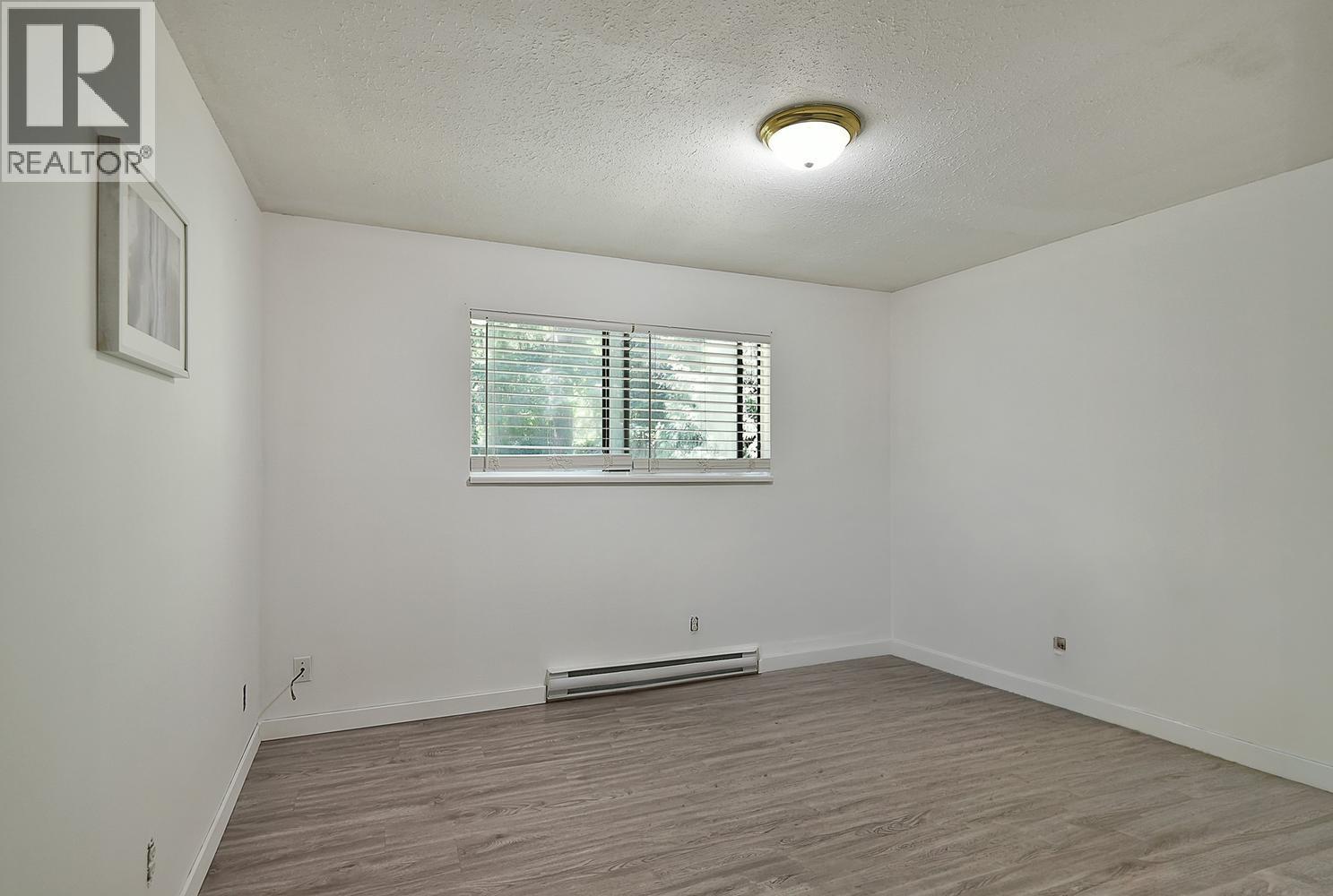 5727 Trail Avenue Property Photo 11