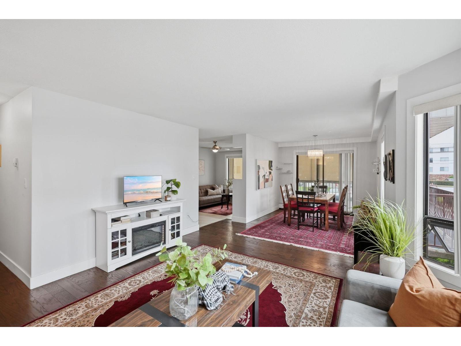 101 2414 Church Street Property Photo 4