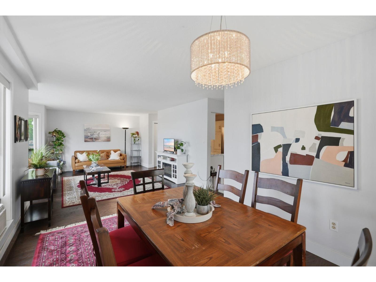 101 2414 Church Street Property Photo 15