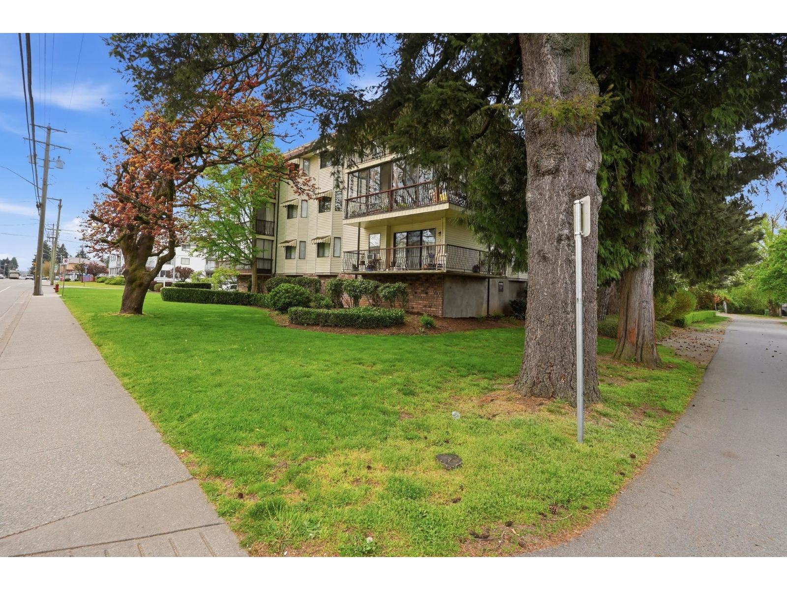 101 2414 Church Street Property Photo 27