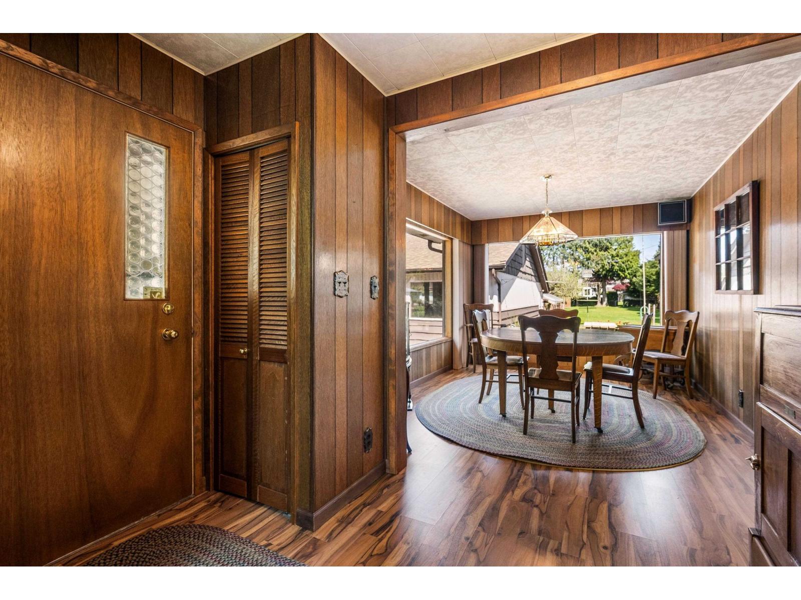 455 Pine Avenue Property Photo 11