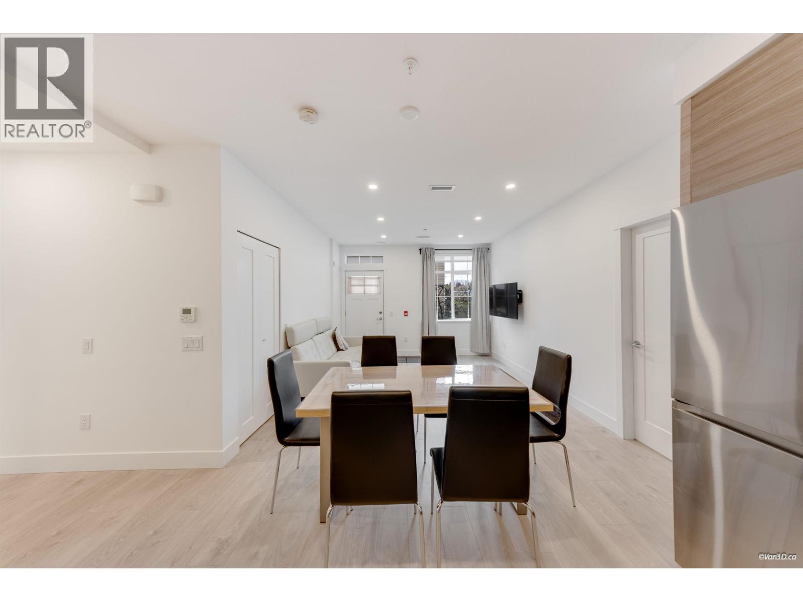 9 8888 Spires Road Property Photo 4