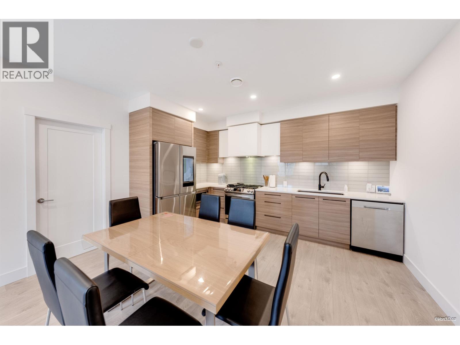 9 8888 Spires Road Property Photo 6