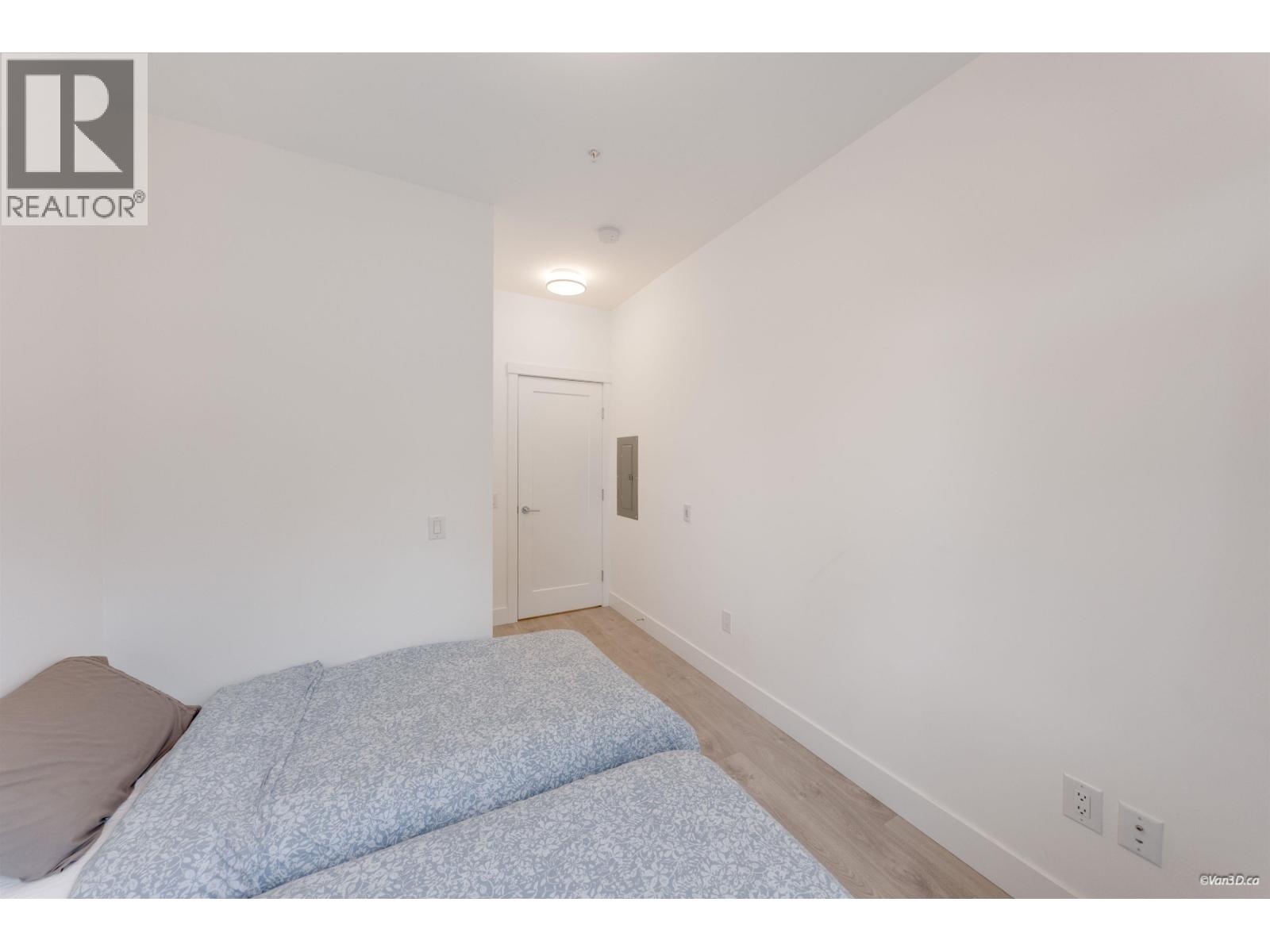 9 8888 Spires Road Property Photo 25