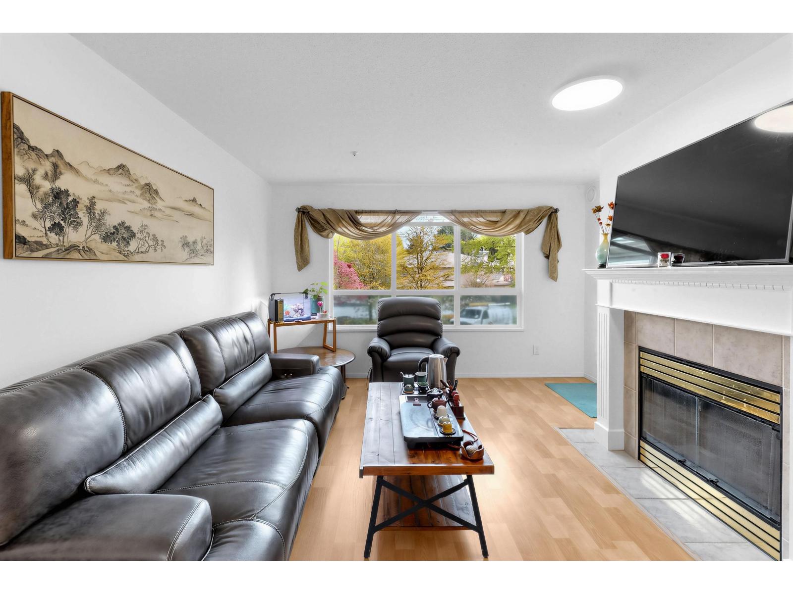 232 13880 70 Avenue Property Photo 7