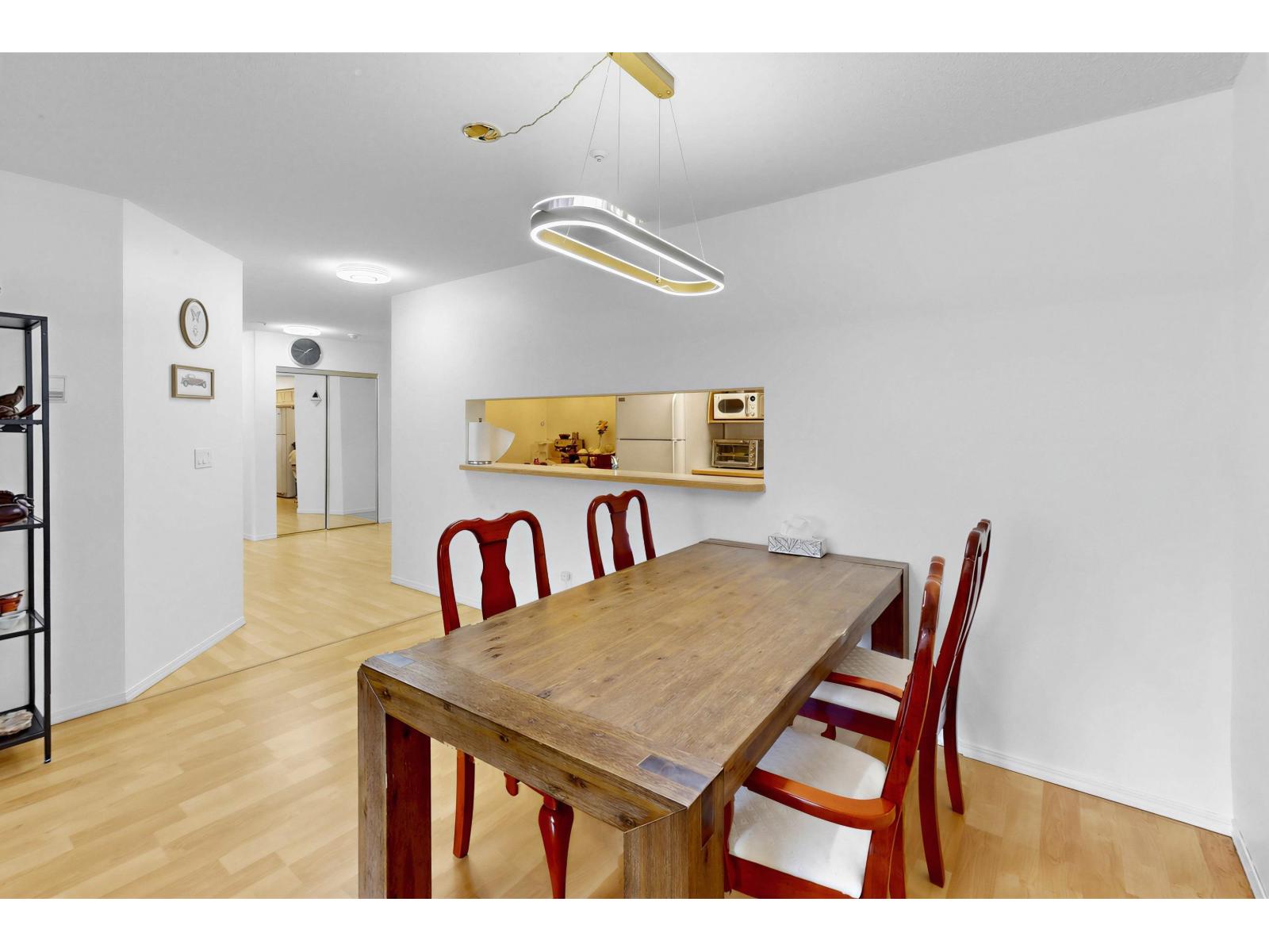232 13880 70 Avenue Property Photo 11
