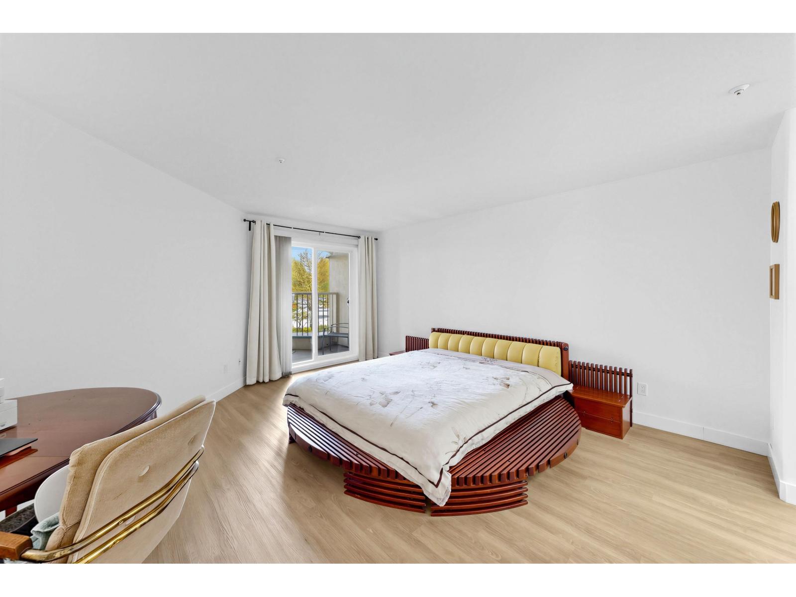 232 13880 70 Avenue Property Photo 15