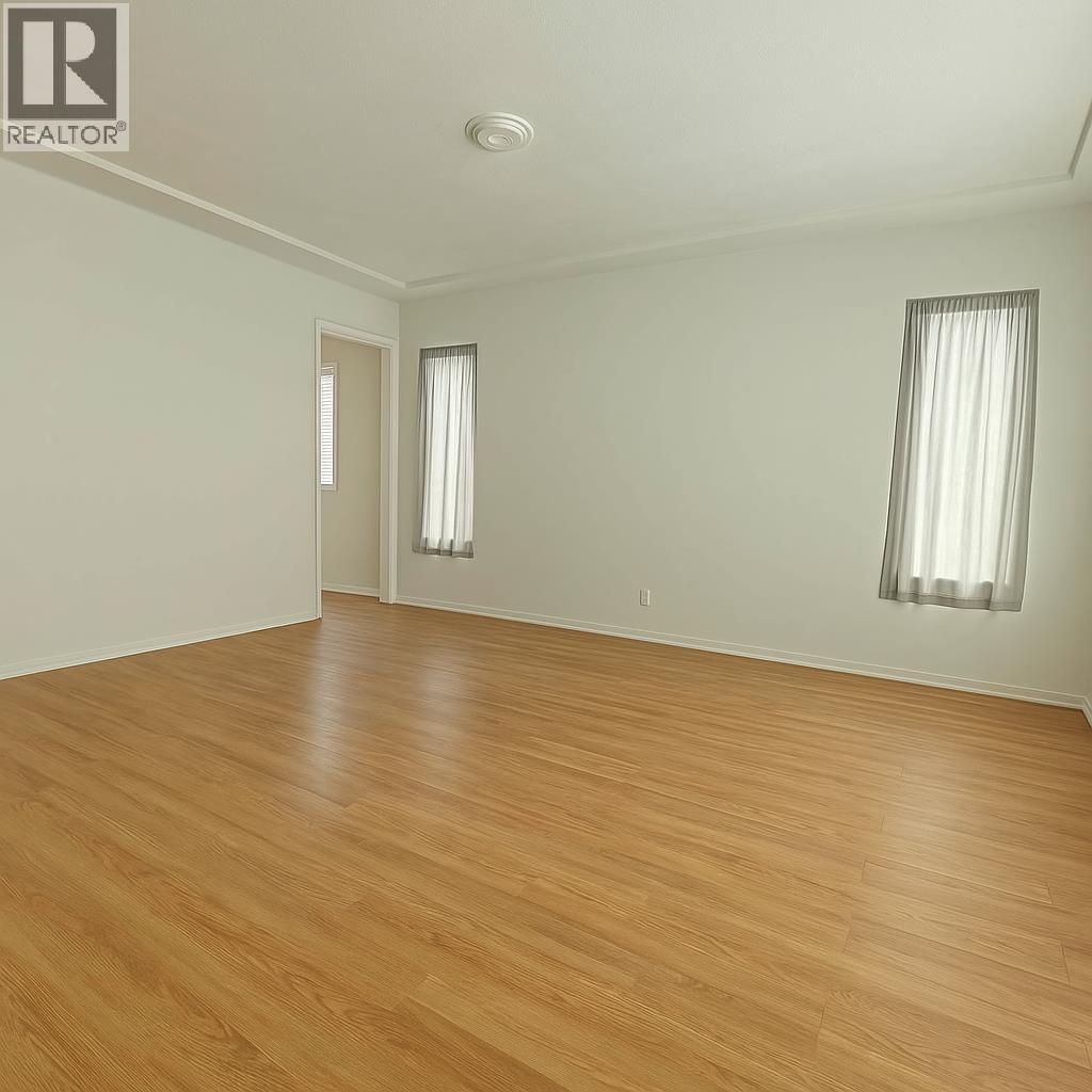 370 Hospital Street Property Photo 8