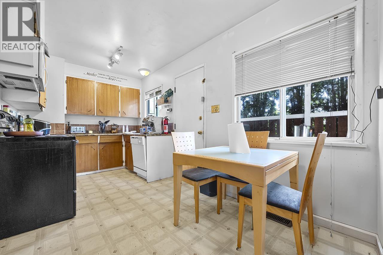 21670 119 Avenue Property Photo 6