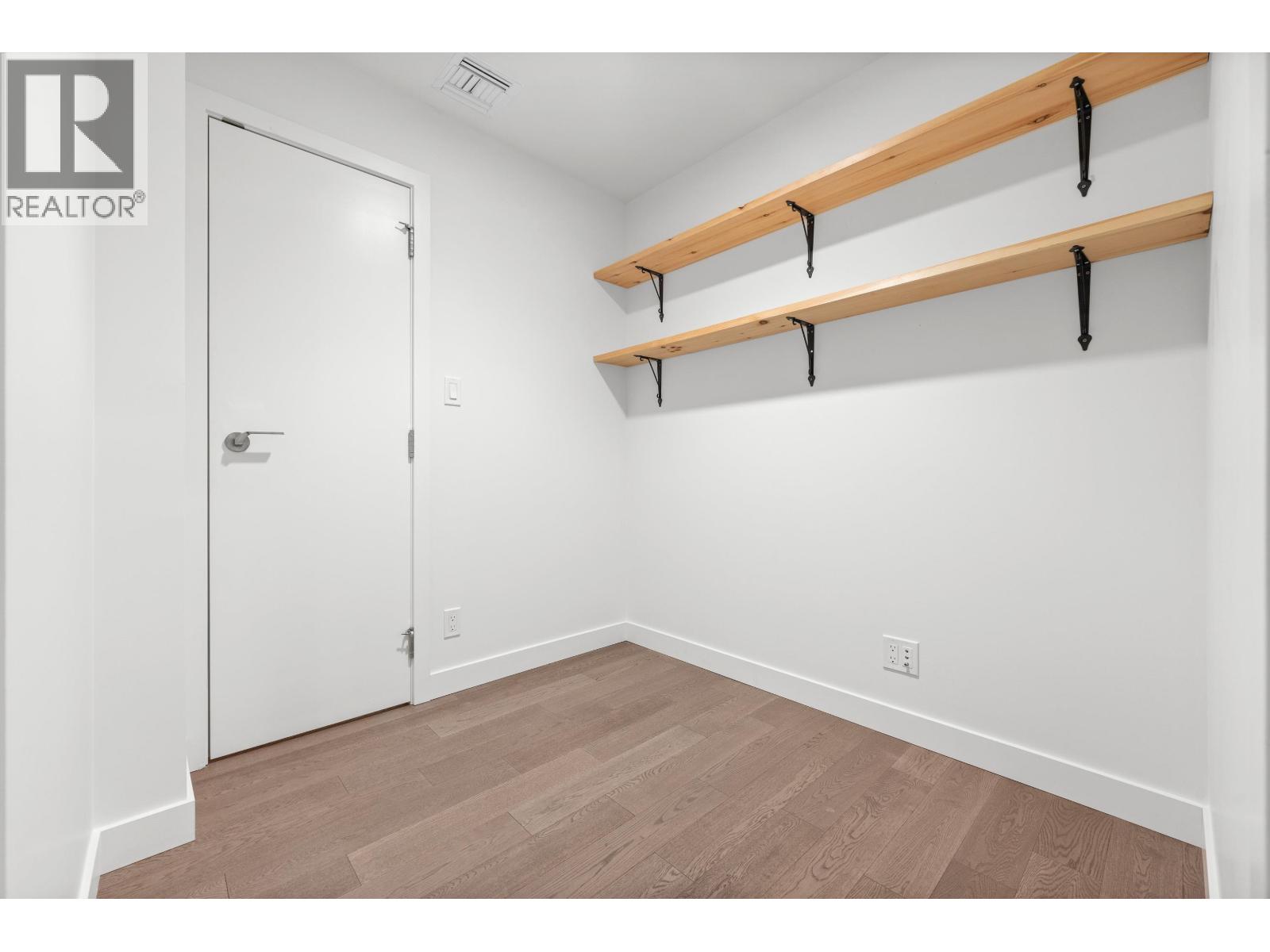 206 6811 Pearson Way Property Photo 4