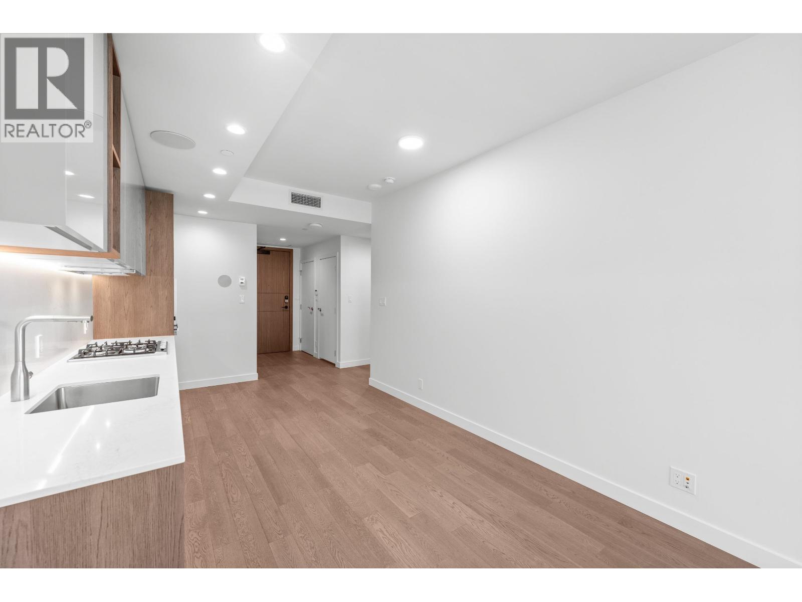 206 6811 Pearson Way Property Photo 10