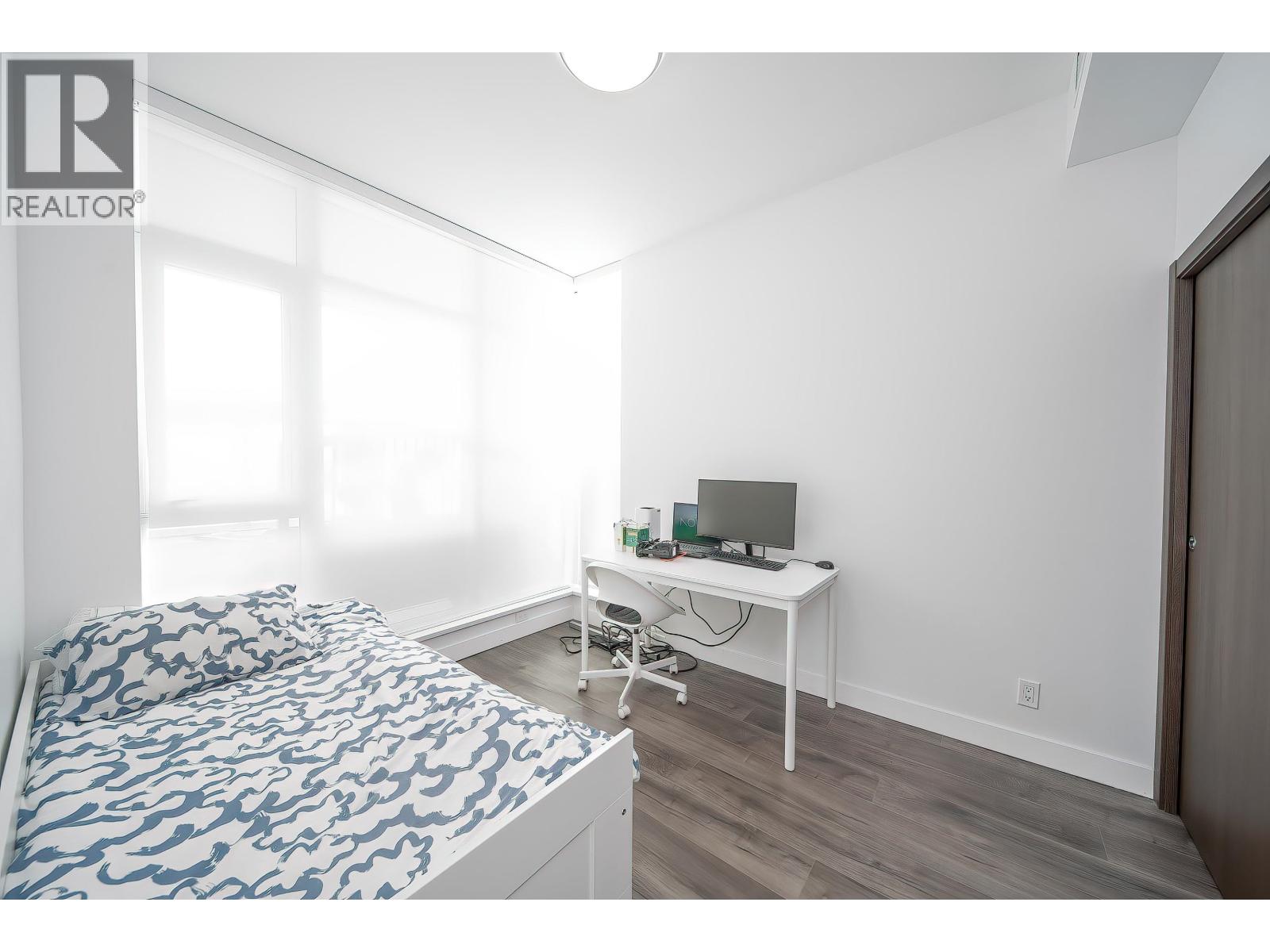 702 4458 Beresford Street Property Photo 17