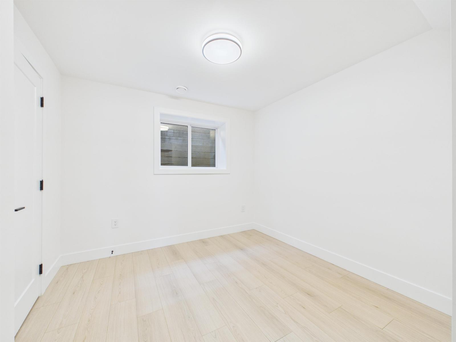 16730 16 Avenue Property Photo 30