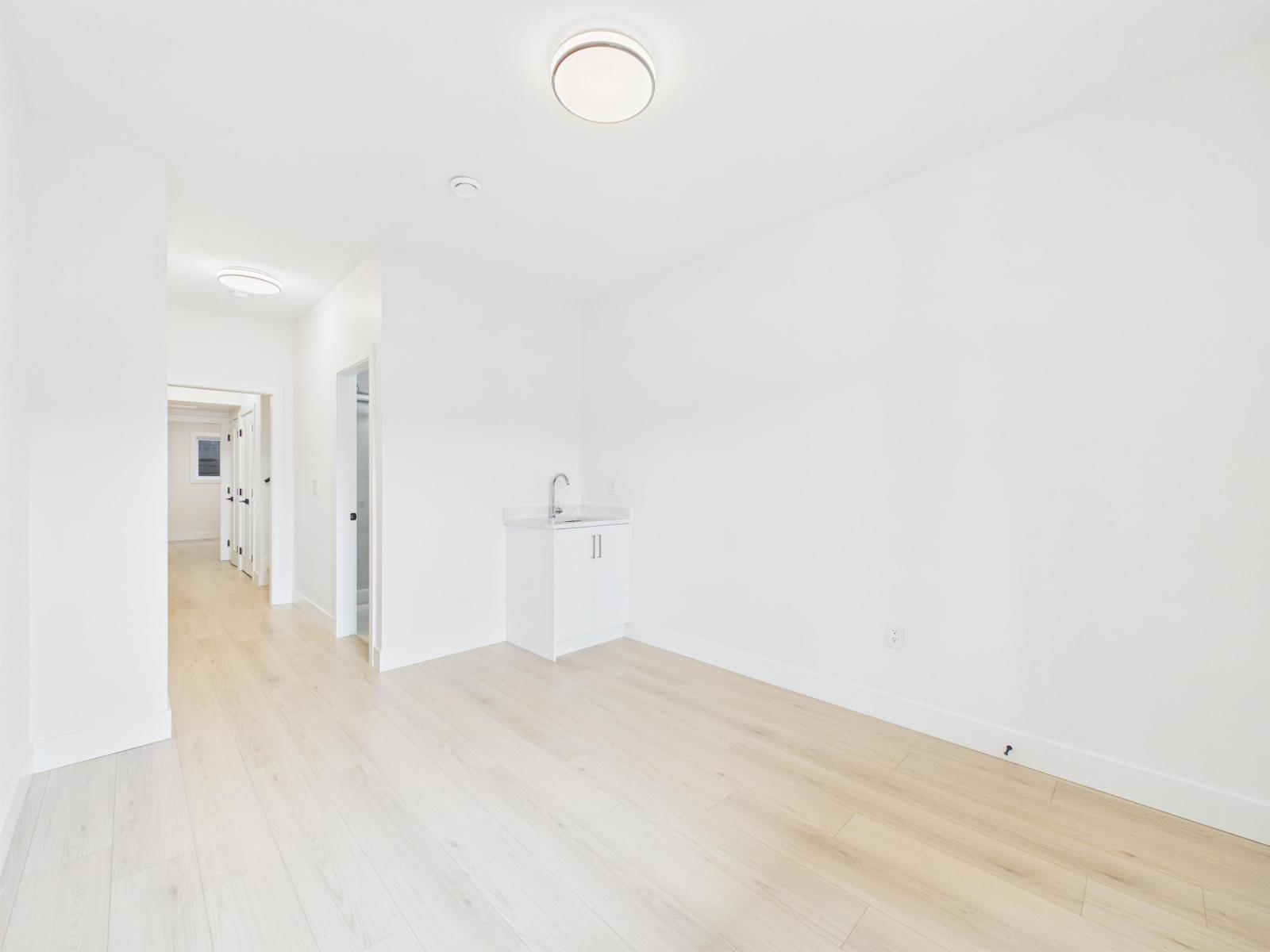 16730 16 Avenue Property Photo 35