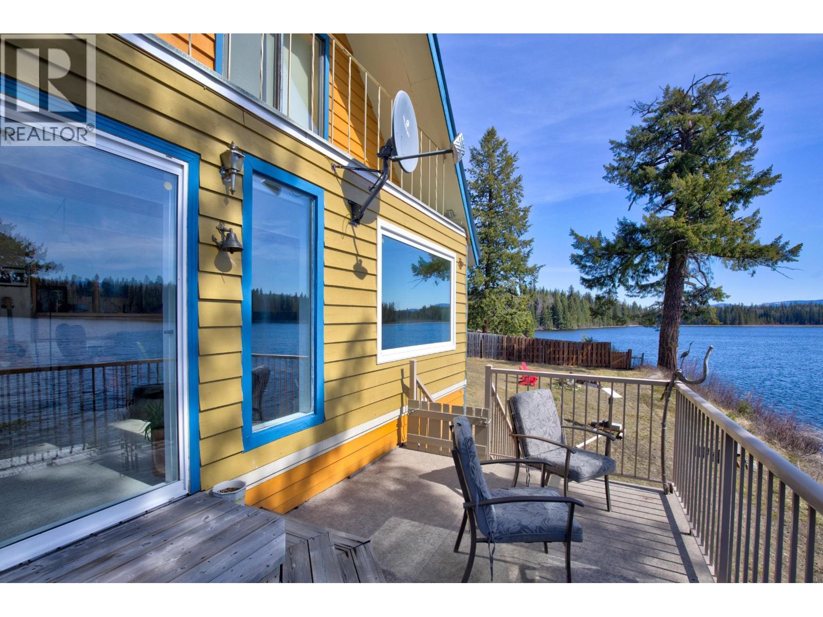 2405 Starlike Lake Road Property Photo 4