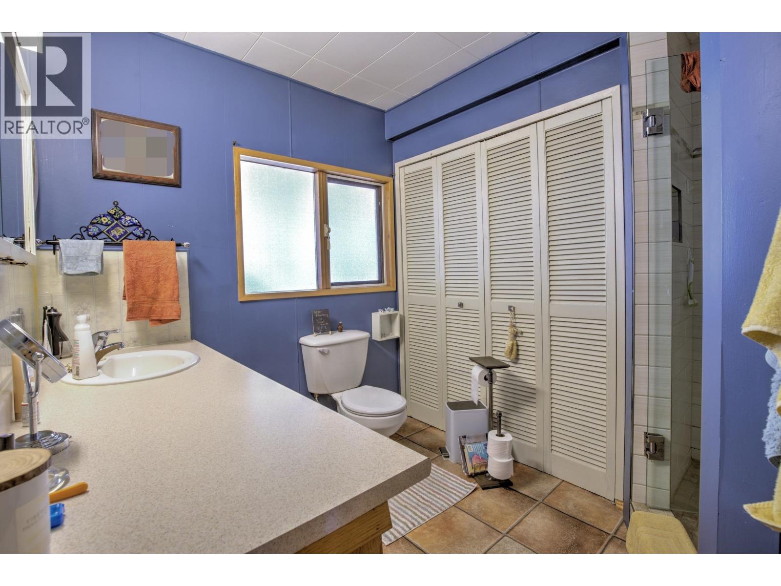 2405 Starlike Lake Road Property Photo 17