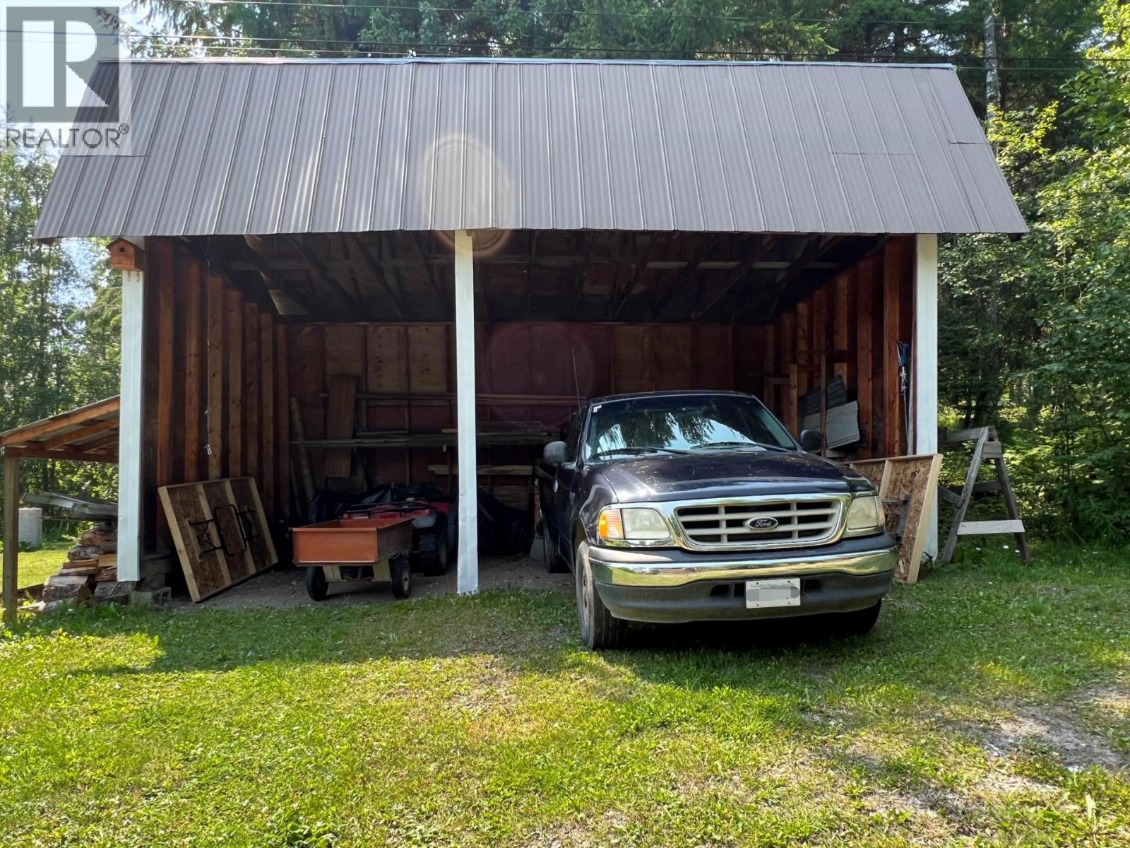 2405 Starlike Lake Road Property Photo 30
