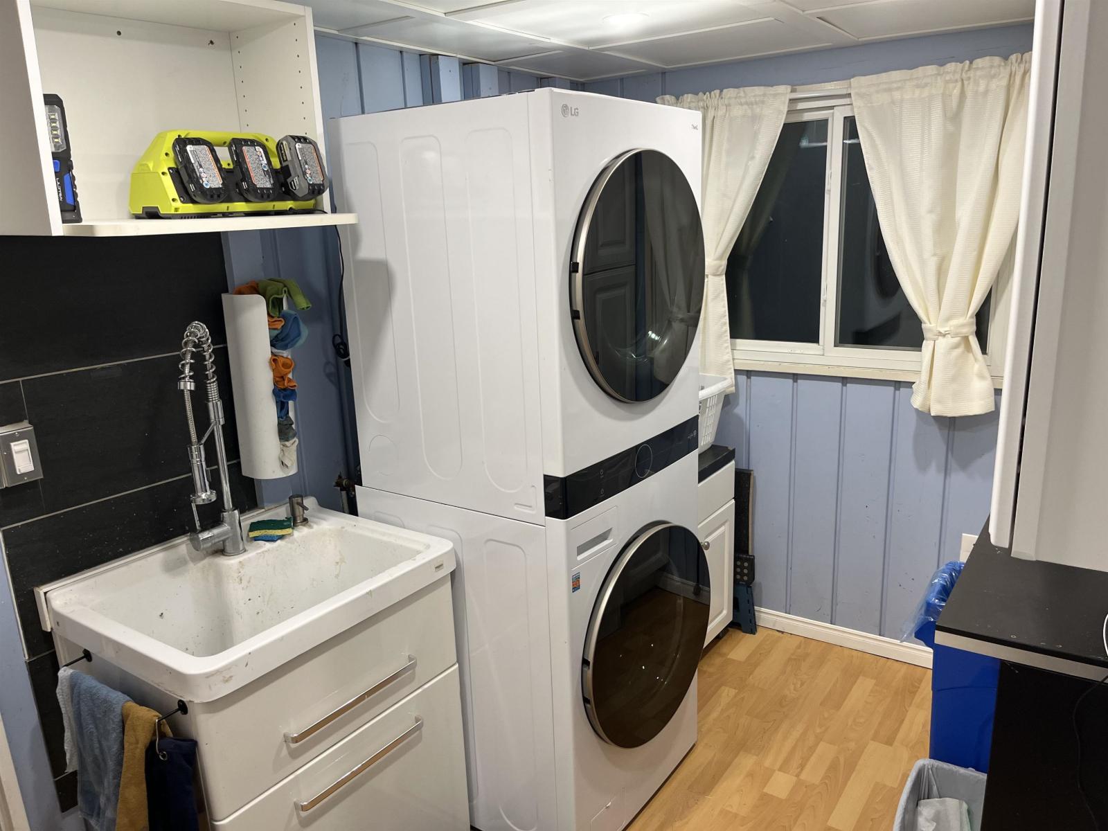 5 9055 Shook Road Property Photo 15