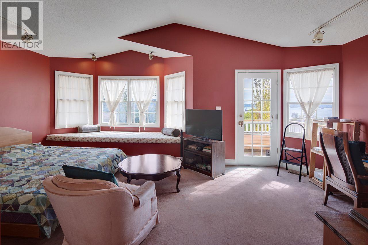 1183 Duchess Avenue Property Photo 18