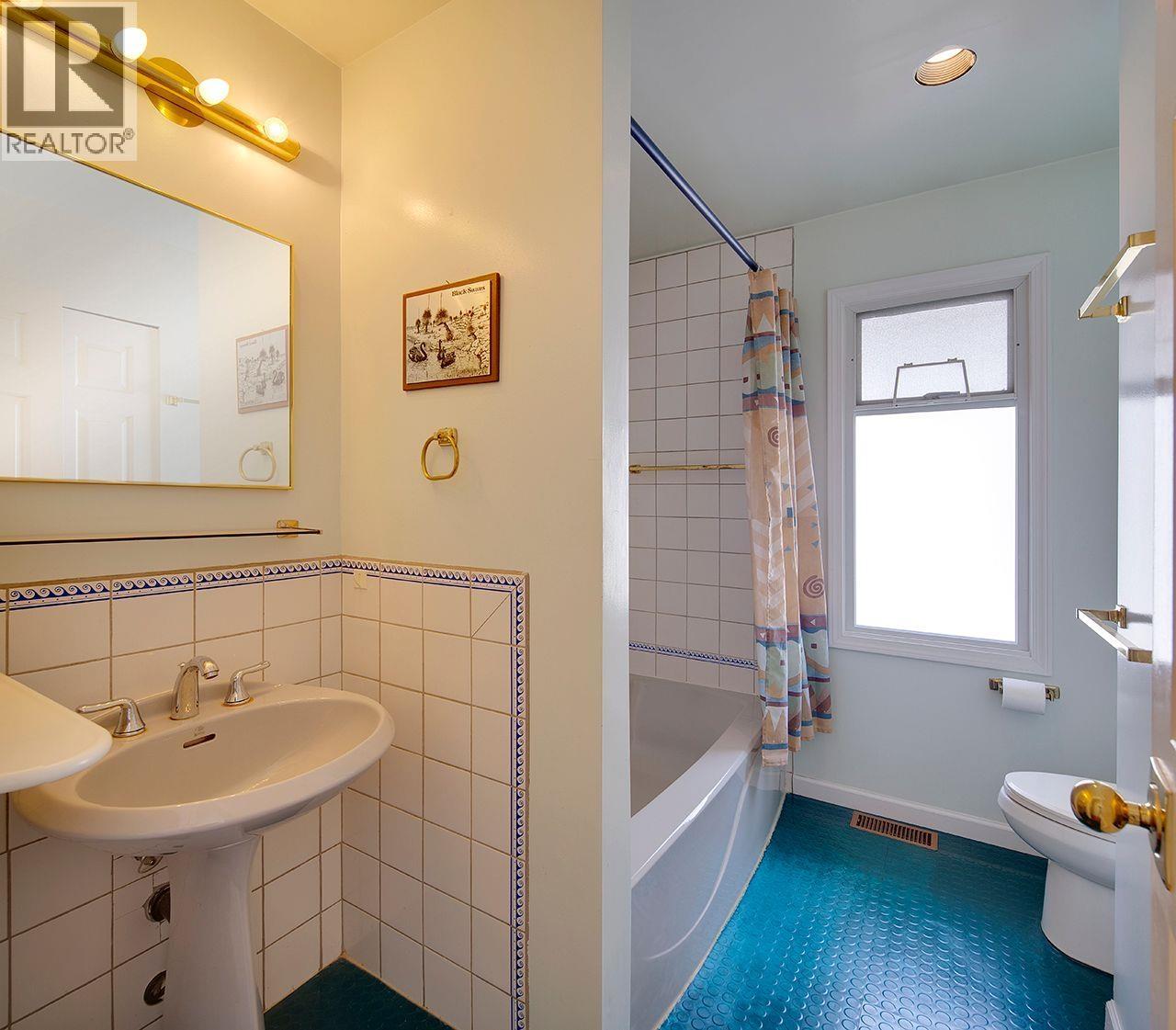 1183 Duchess Avenue Property Photo 22