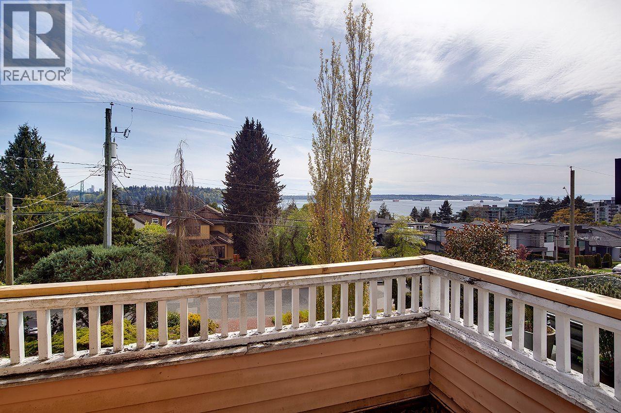 1183 Duchess Avenue Property Photo 23