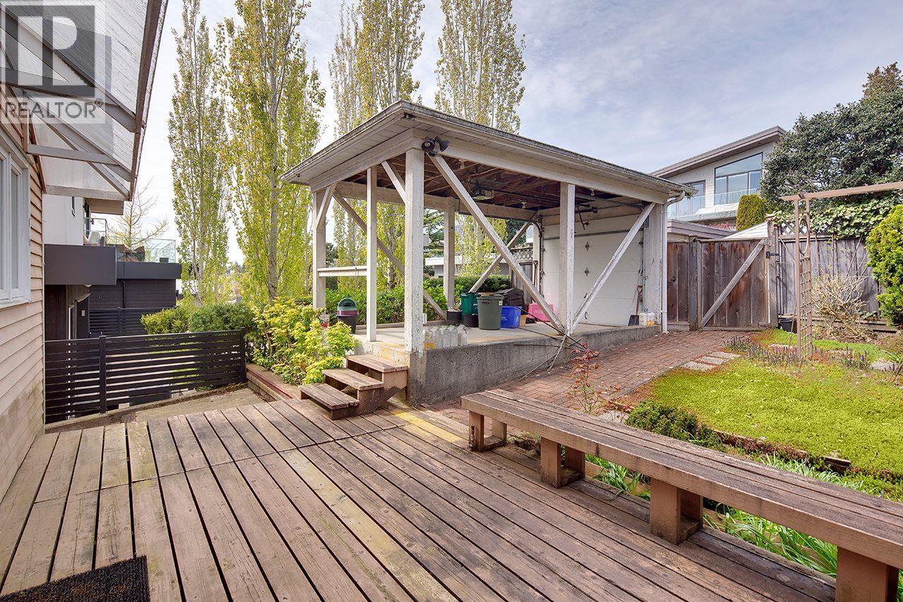 1183 Duchess Avenue Property Photo 26