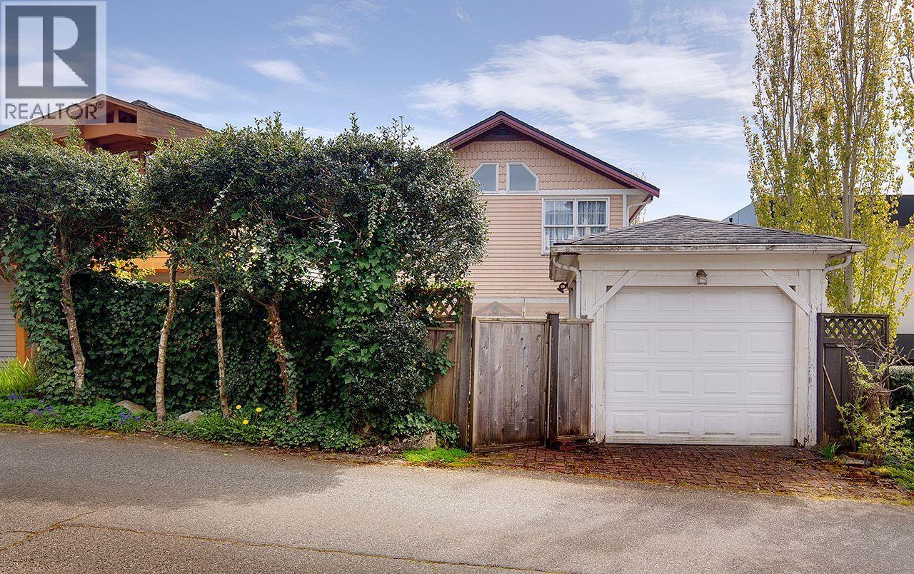 1183 Duchess Avenue Property Photo 27