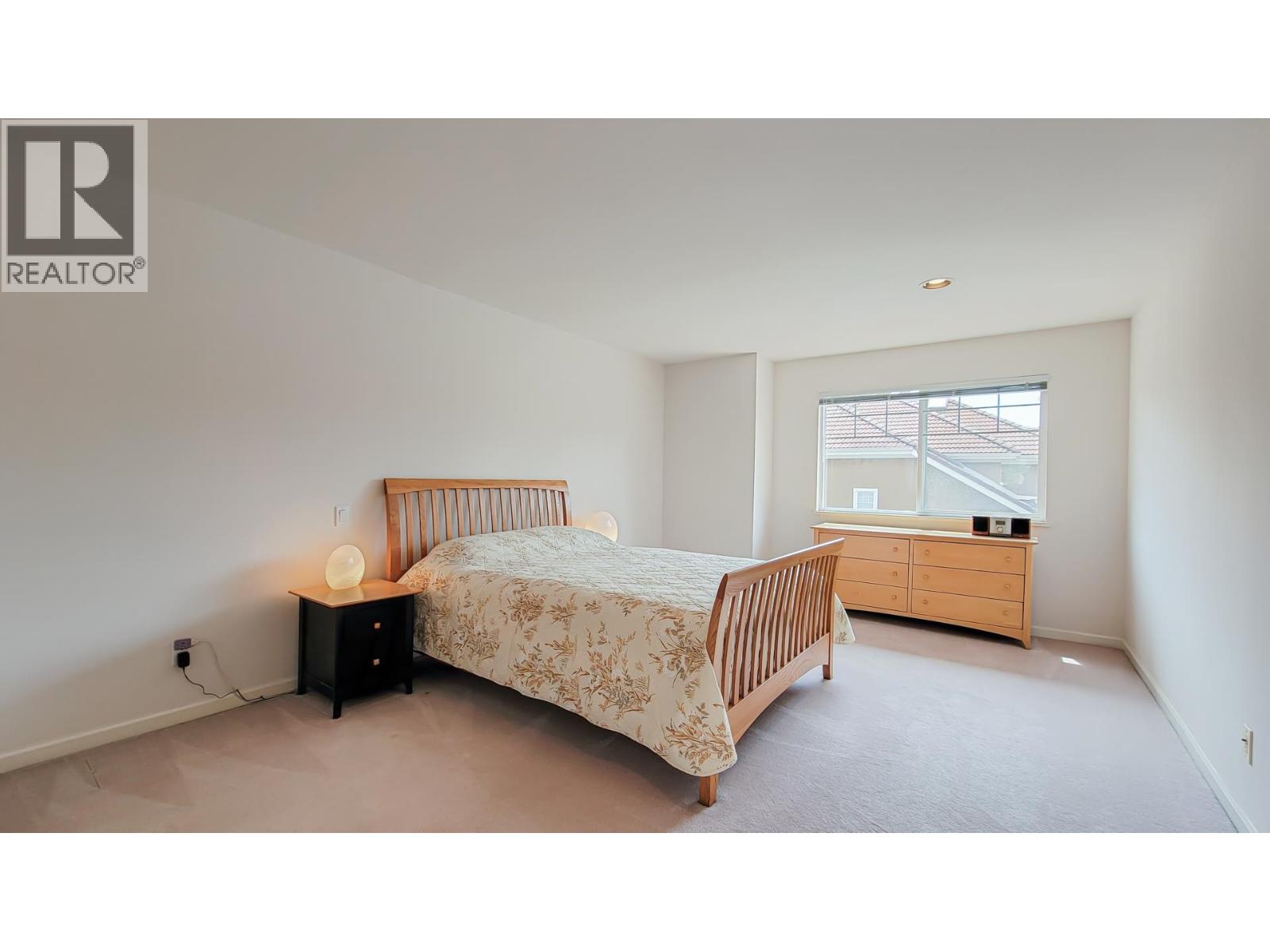 10 8060 St. Albans Road Property Photo 26