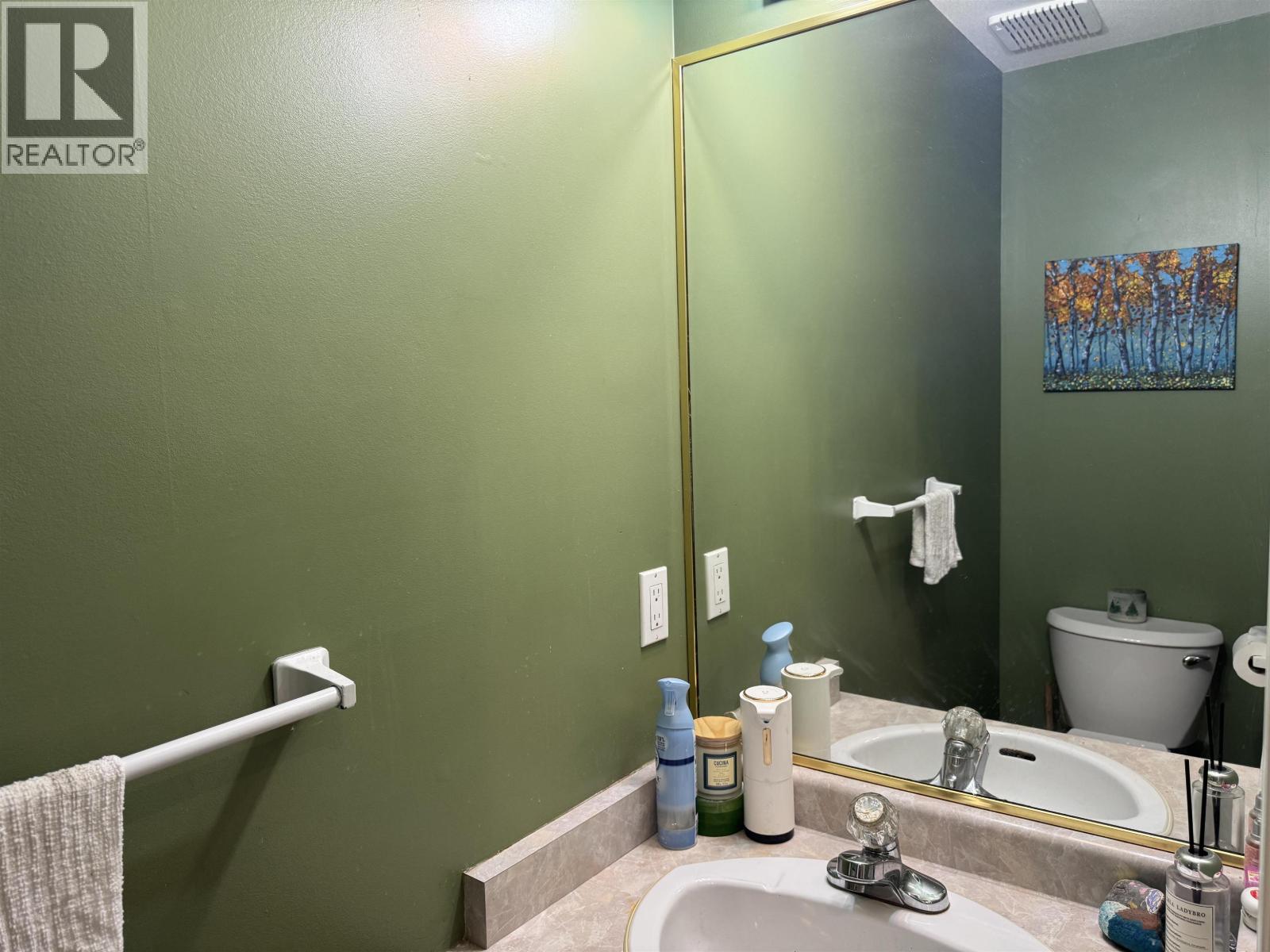 5142 Manor Street Property Photo 10