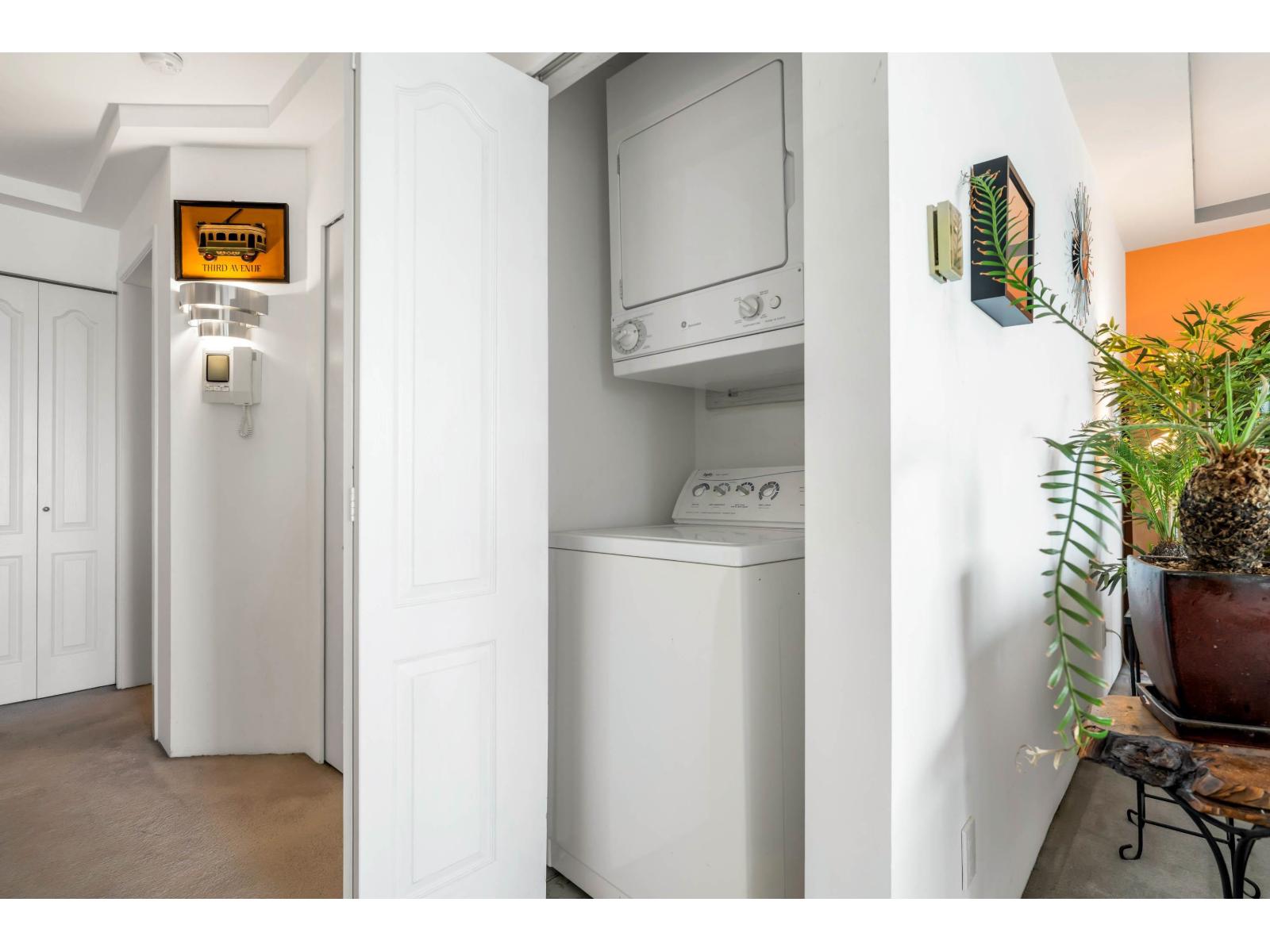 105 15165 Marine Drive Property Photo 29