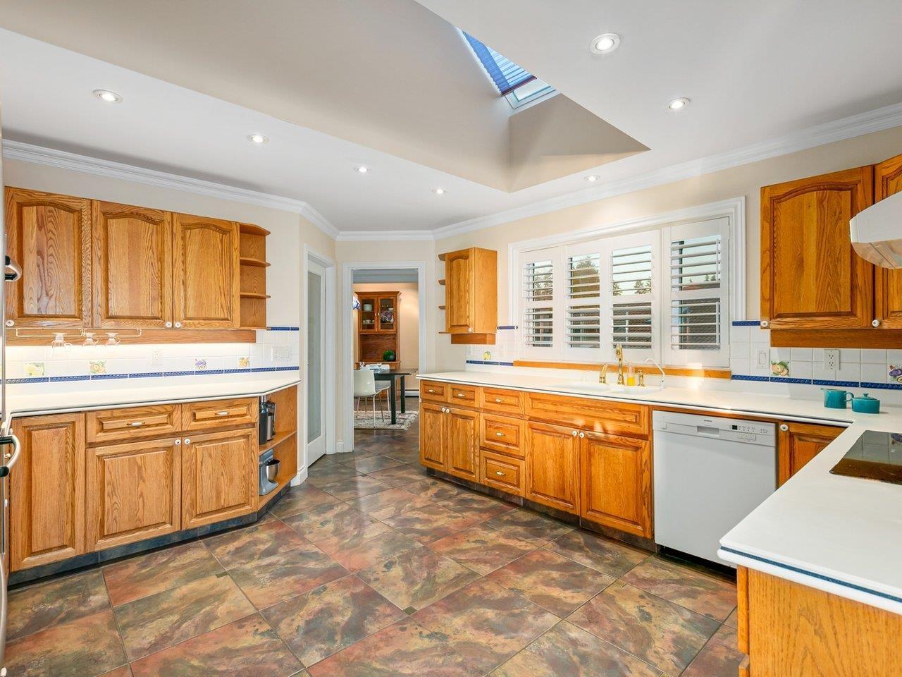 13158 13 Avenue Property Photo 11